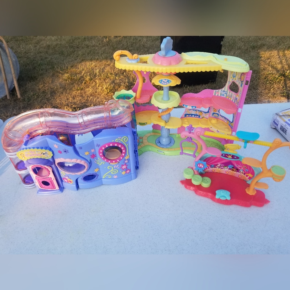 Littlest pet shop toys